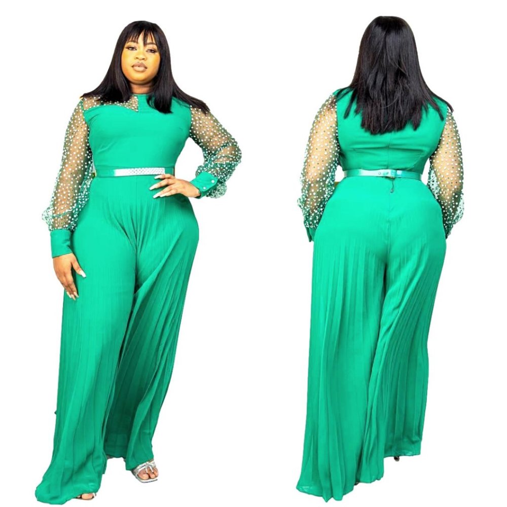 NWT Green Long Sleeve Pleated Jumpsuit